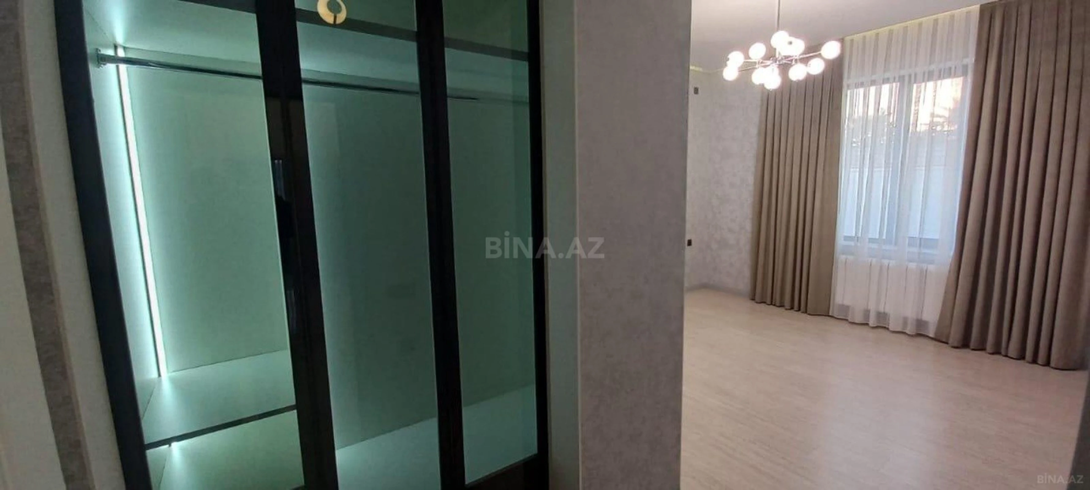 Satılır 4 otaqlı həyət evi 200 m²