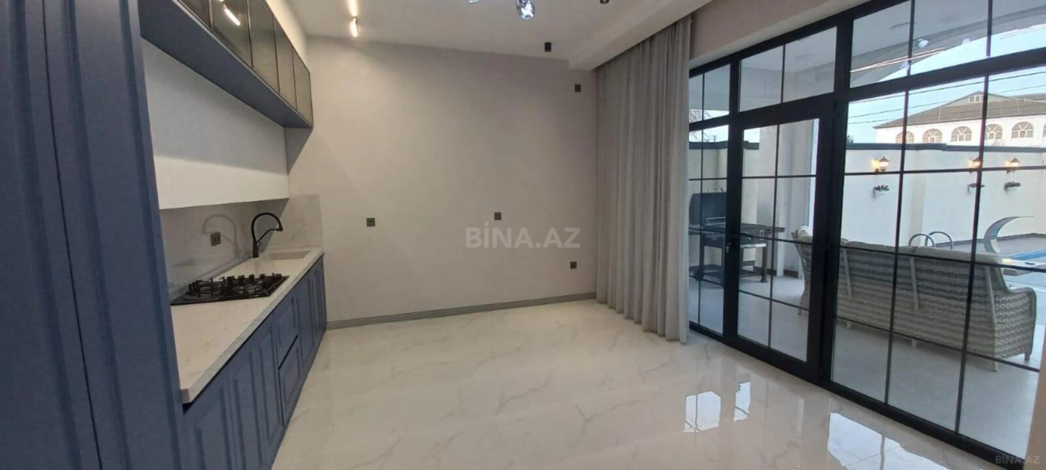 Satılır 4 otaqlı həyət evi 200 m²
