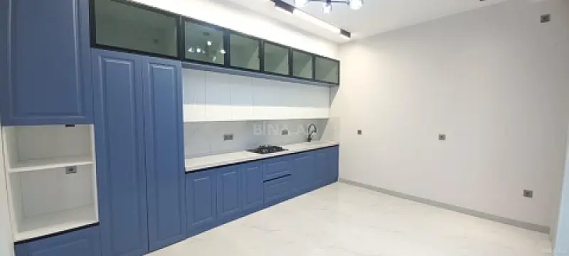 Satılır 4 otaqlı həyət evi 200 m²