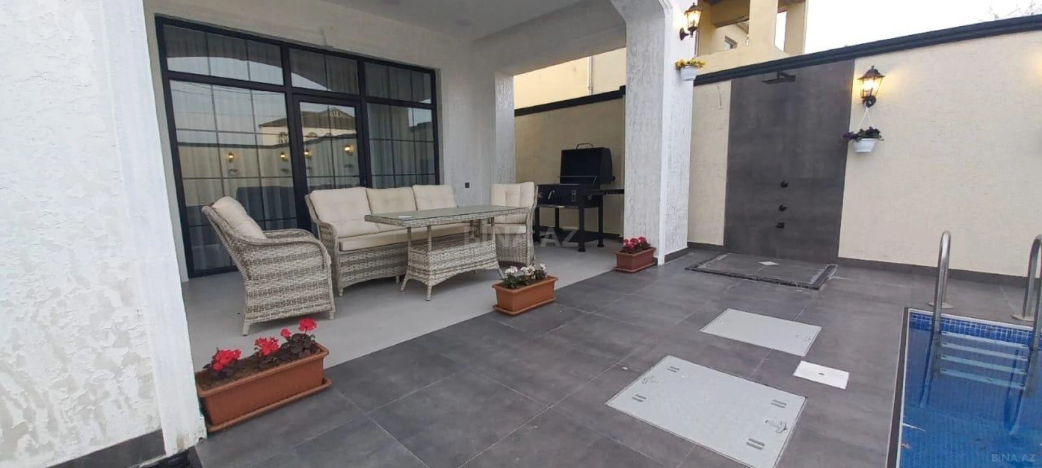 Satılır 4 otaqlı həyət evi 200 m²