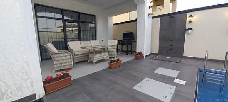Satılır 4 otaqlı həyət evi 200 m²