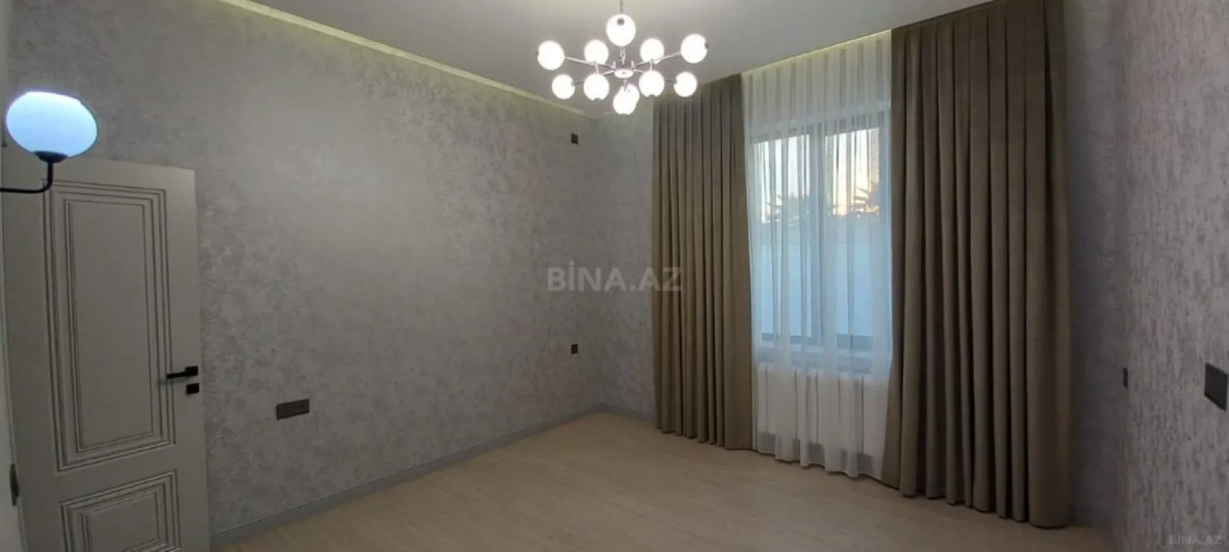 Satılır 4 otaqlı həyət evi 200 m²
