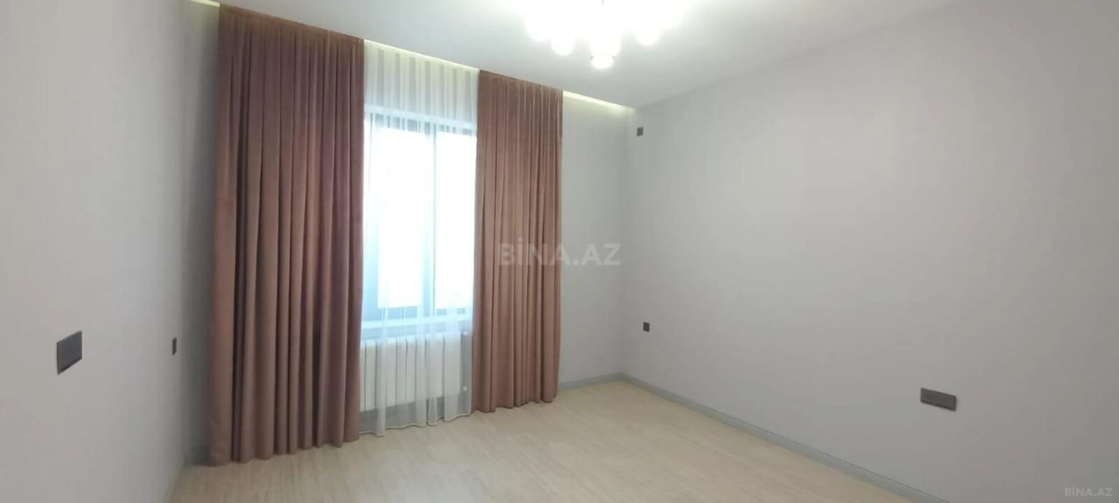 Satılır 4 otaqlı həyət evi 200 m²