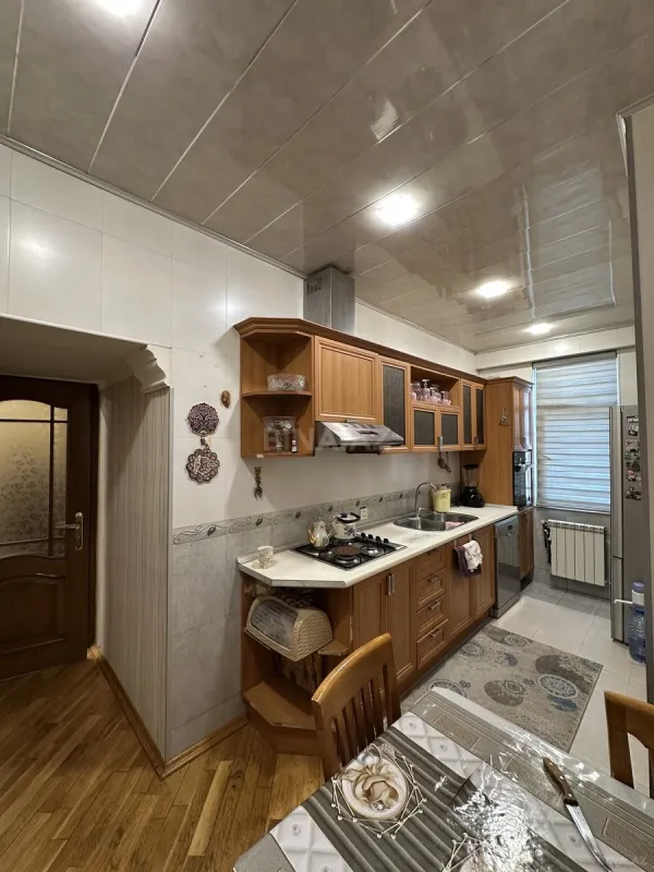 Satılır 3 otaqlı mənzil 91 m²