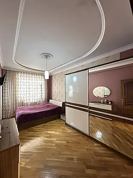 Satılır 3 otaqlı mənzil 91 m²
