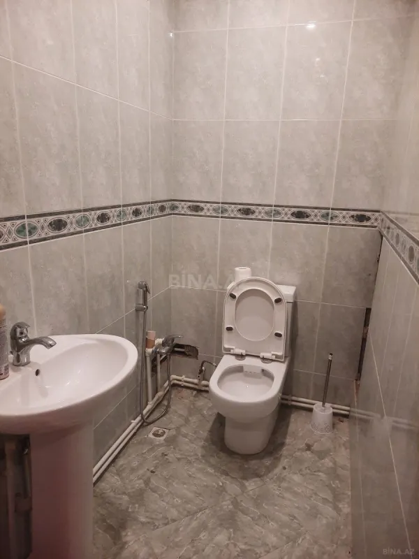 Satılır 3 otaqlı mənzil 160 m²