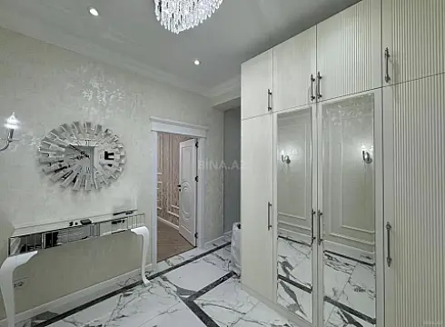 Satılır 2 otaqlı mənzil 108 m²