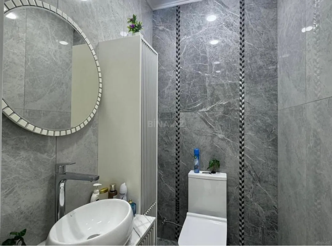 Satılır 2 otaqlı mənzil 108 m²