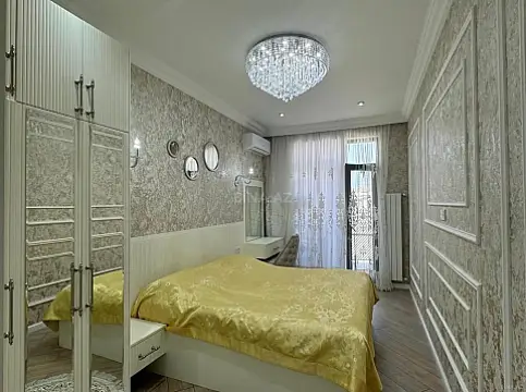 Satılır 2 otaqlı mənzil 108 m²
