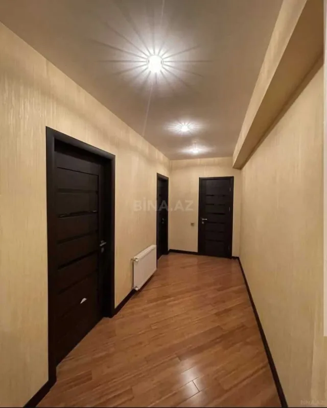 Satılır 2 otaqlı mənzil 91 m²