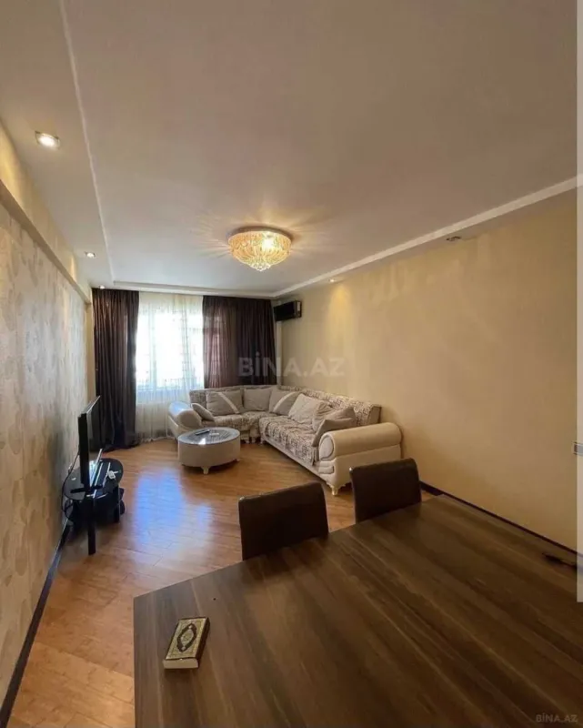Satılır 2 otaqlı mənzil 91 m²