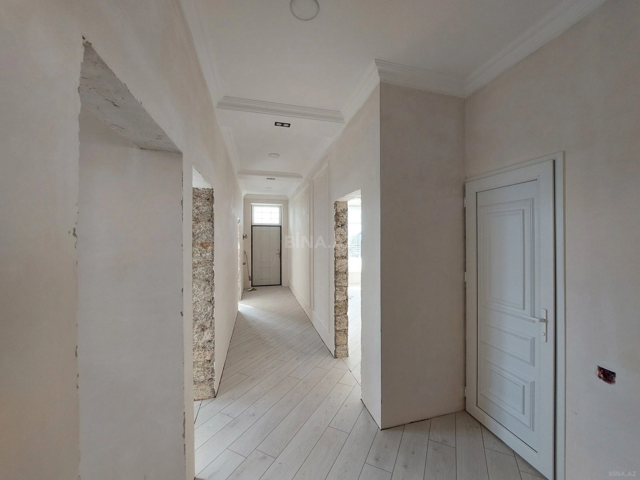 Satılır 4 otaqlı həyət evi 156 m²