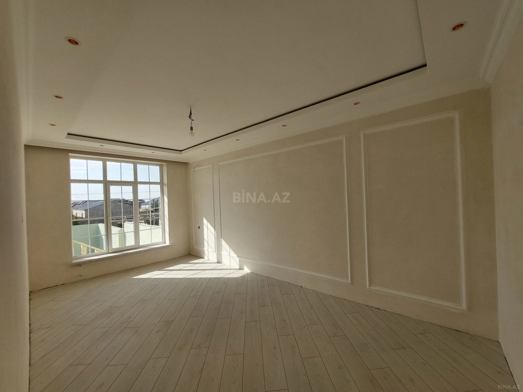 Satılır 4 otaqlı həyət evi 156 m²