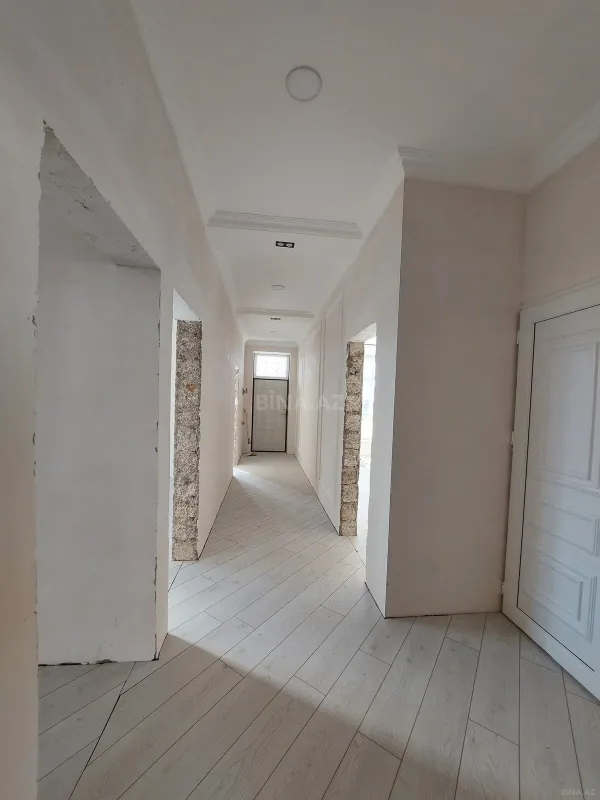 Satılır 4 otaqlı həyət evi 156 m²