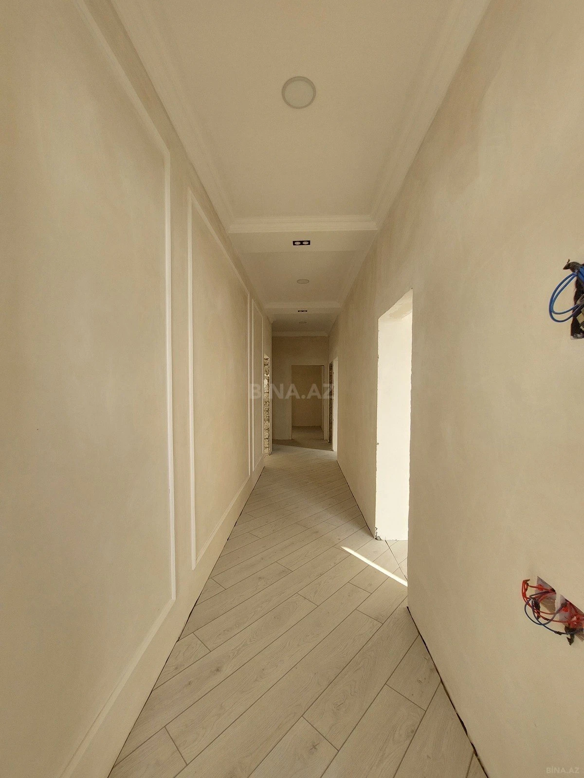 Satılır 4 otaqlı həyət evi 156 m²