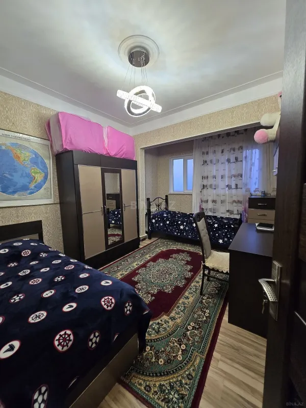 Satılır 5 otaqlı mənzil 120 m²