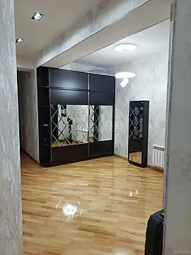 Satılır 3 otaqlı mənzil 120 m²