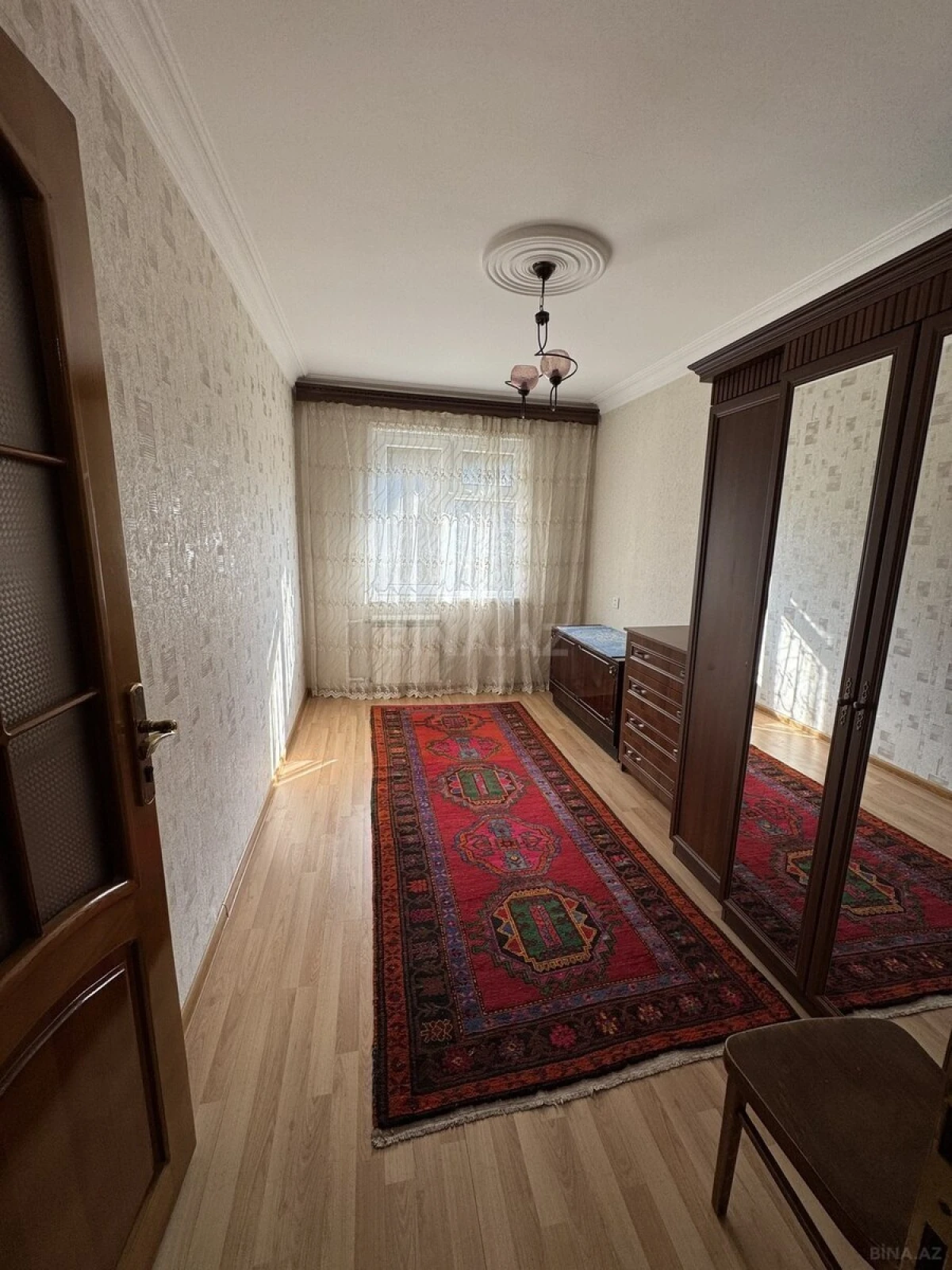 Kirayə verilir 4 otaqlı mənzil 90 m²