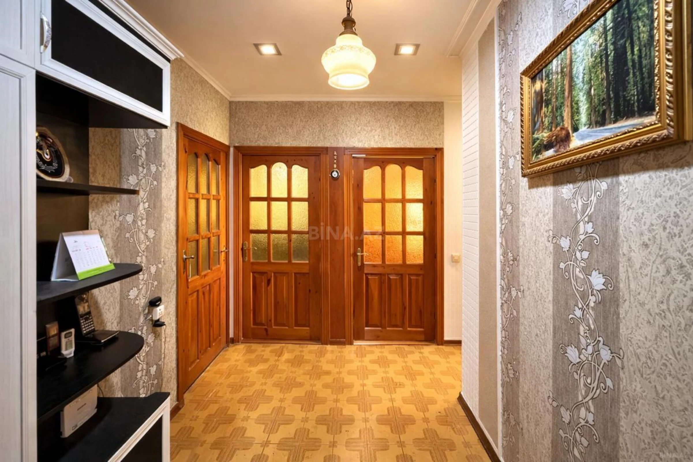 Satılır 5 otaqlı mənzil 127 m²