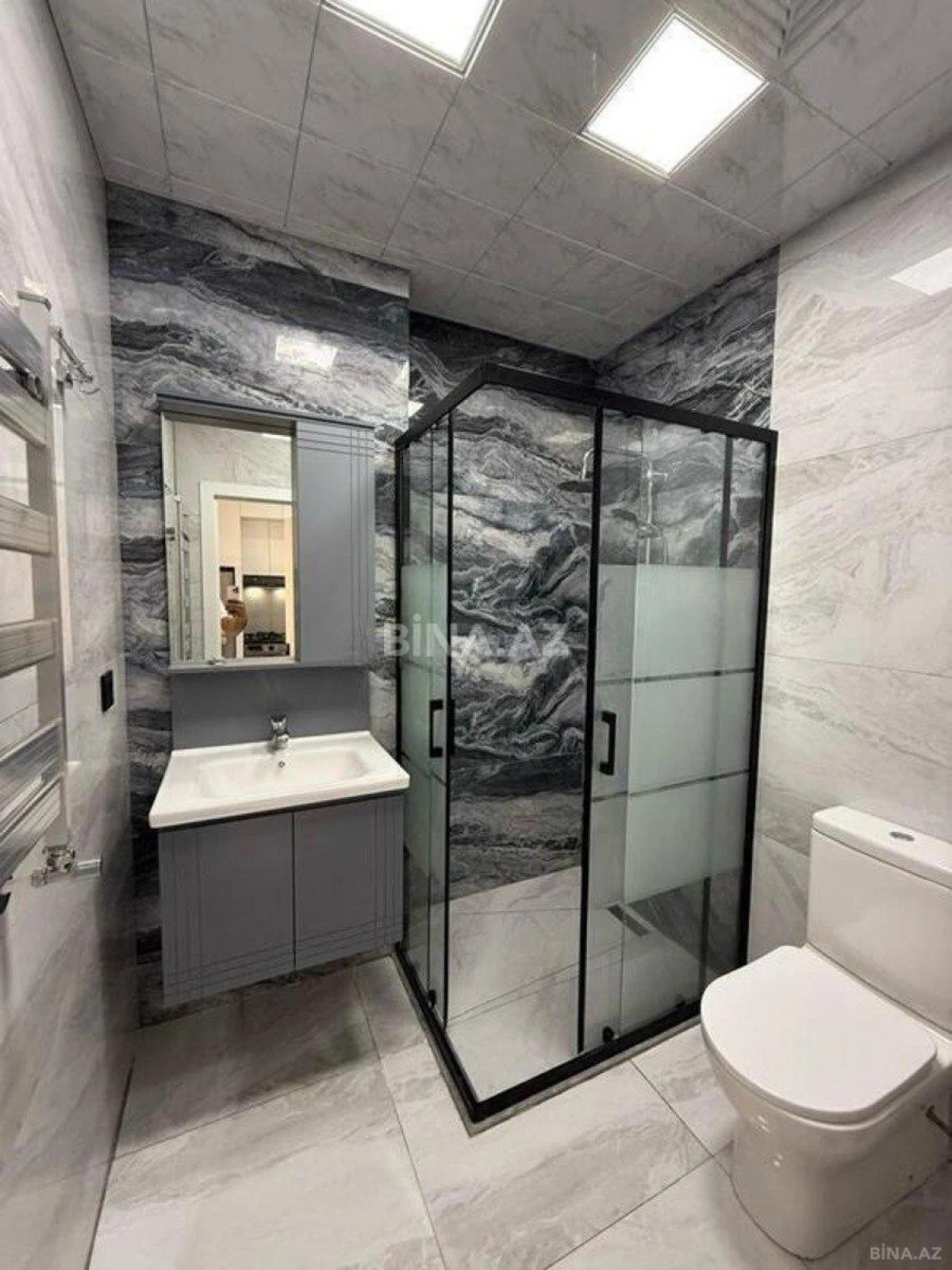 Kirayə verilir 2 otaqlı mənzil 60 m²