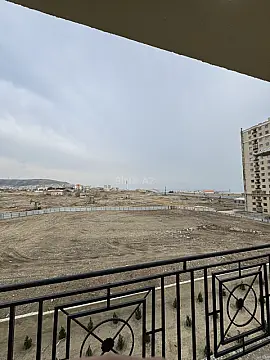 Satılır 2 otaqlı mənzil 79 m²