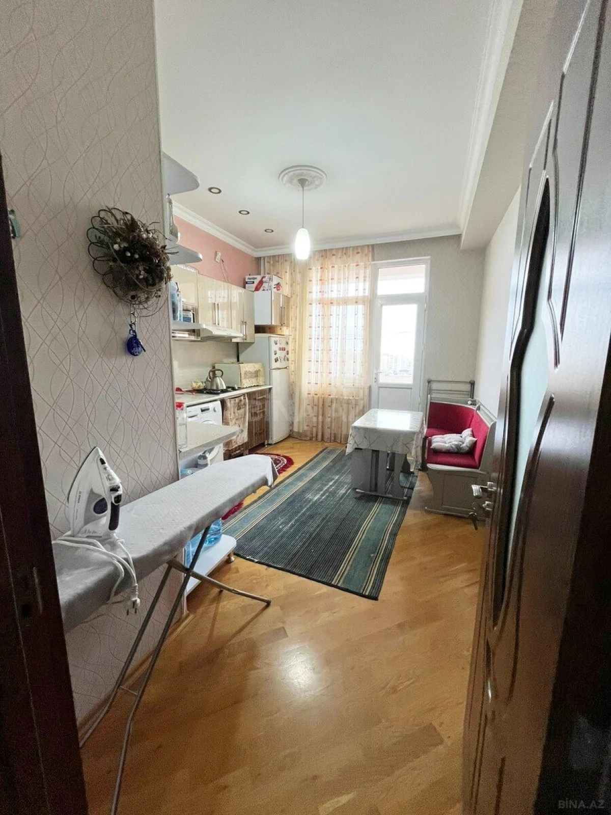 Kirayə verilir 2 otaqlı mənzil 60 m²