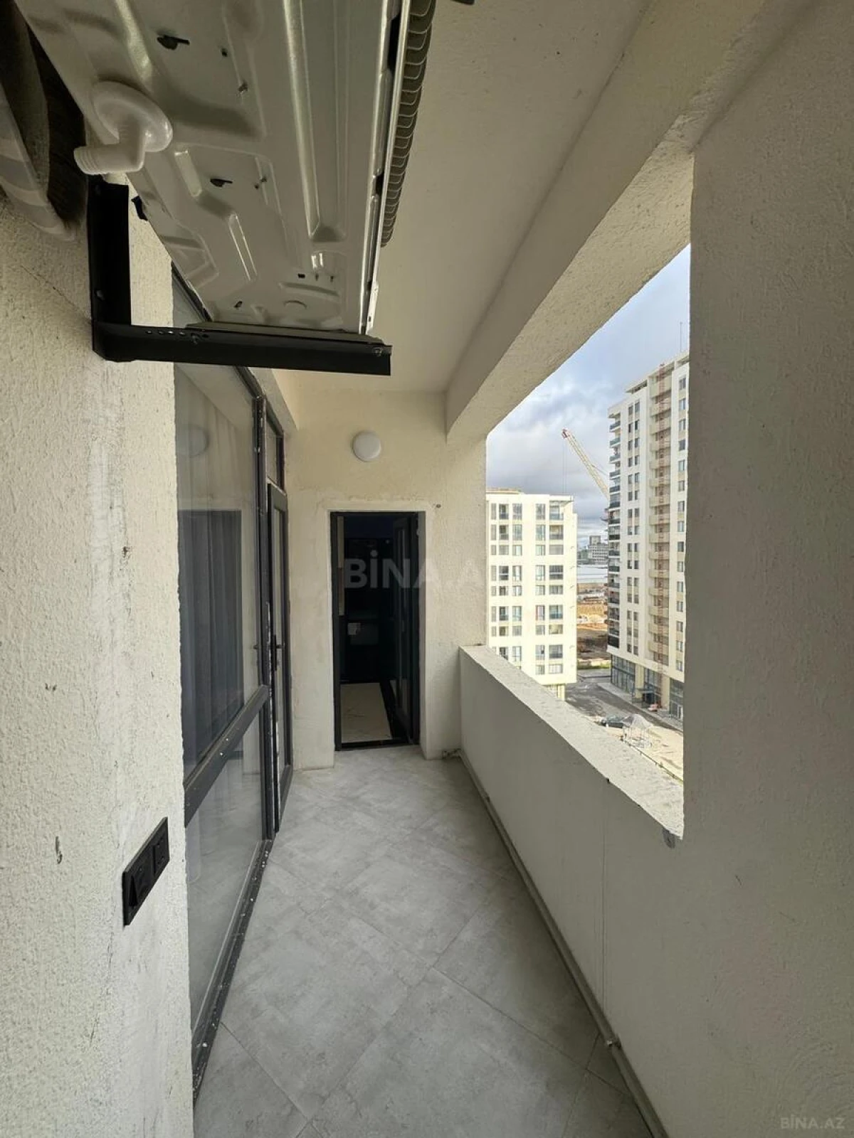 Kirayə verilir 2 otaqlı mənzil 75 m²