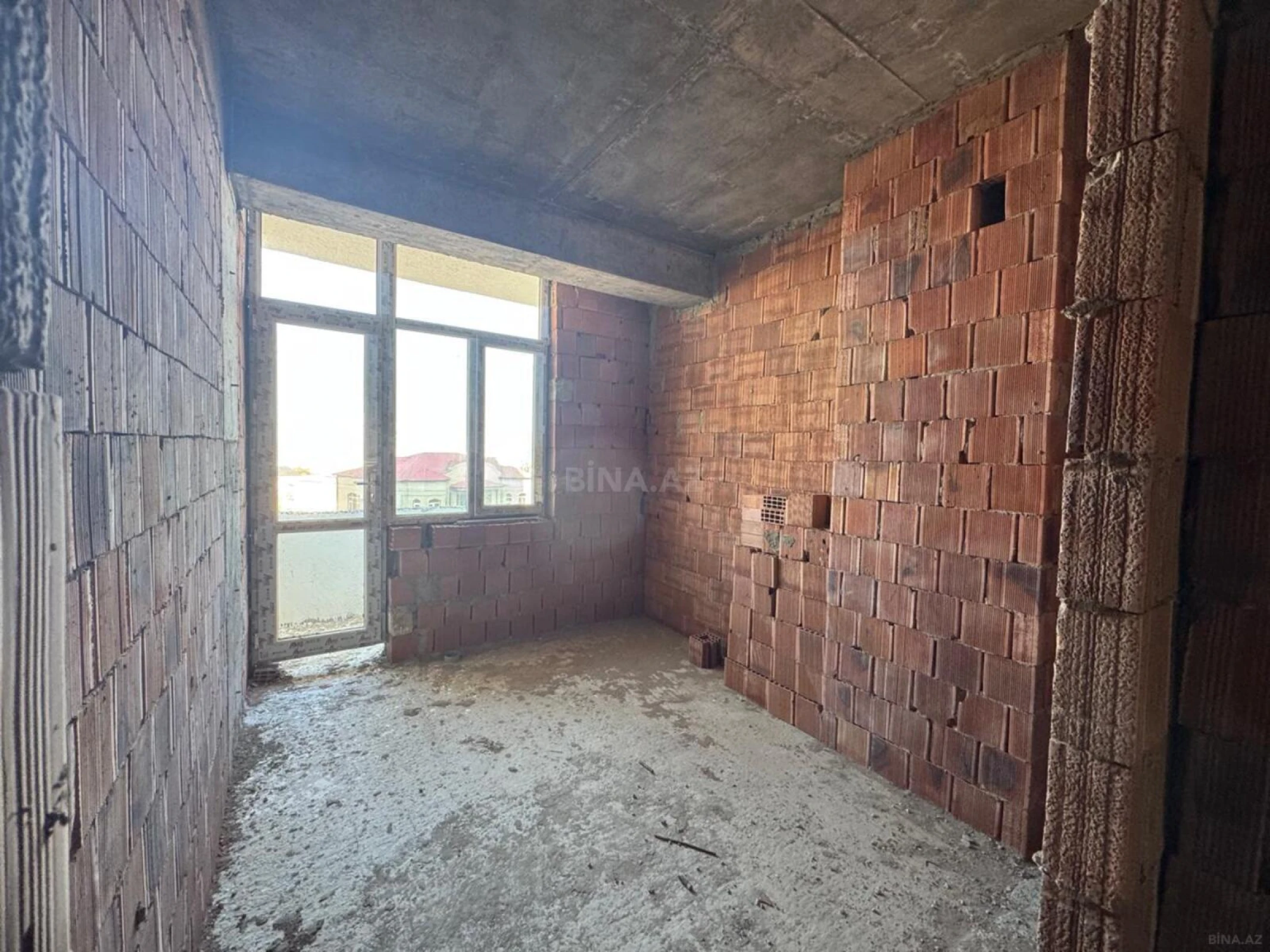 Satılır 1 otaqlı mənzil 44.3 m²