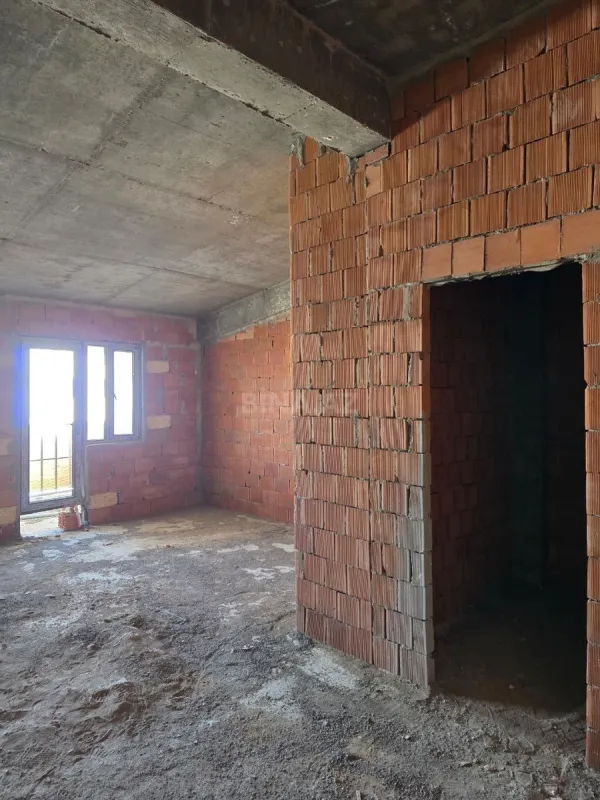 Satılır 1 otaqlı mənzil 44.3 m²