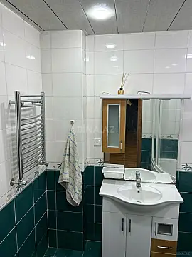Kirayə verilir 3 otaqlı mənzil 120 m²