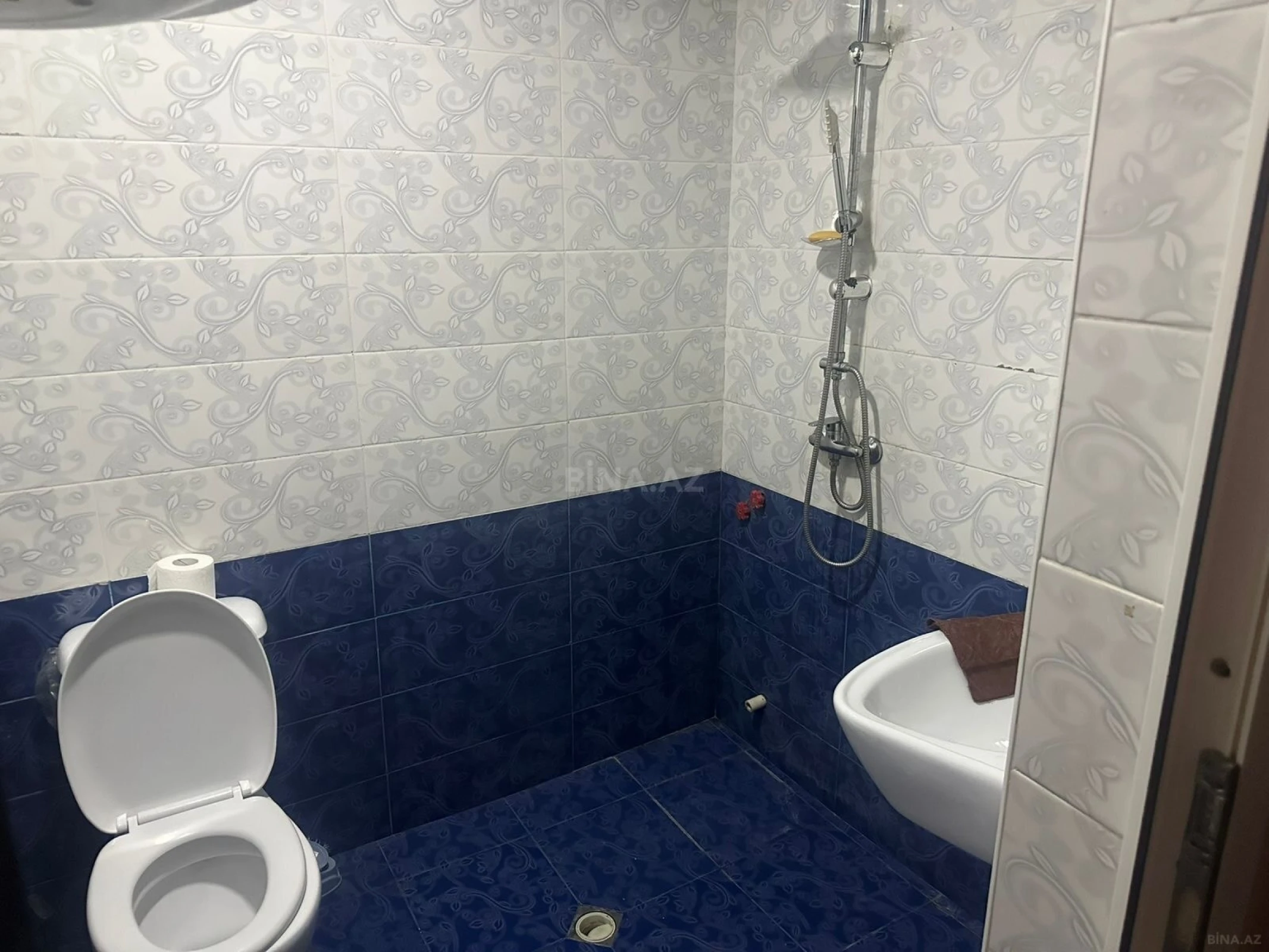 Kirayə verilir 2 otaqlı mənzil 60 m²