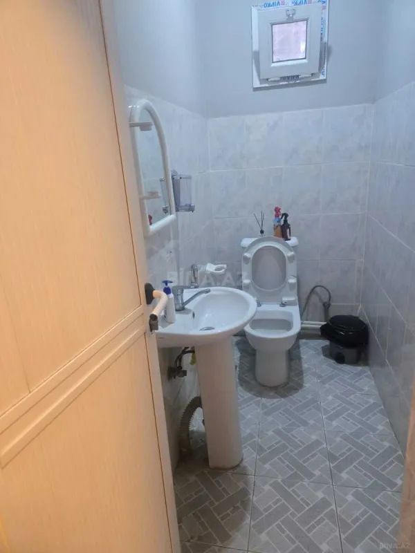 Kirayə verilir 3 otaqlı ofis 65 m²