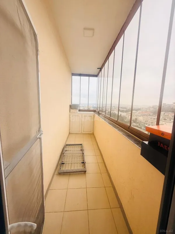 Satılır 3 otaqlı mənzil 108 m²