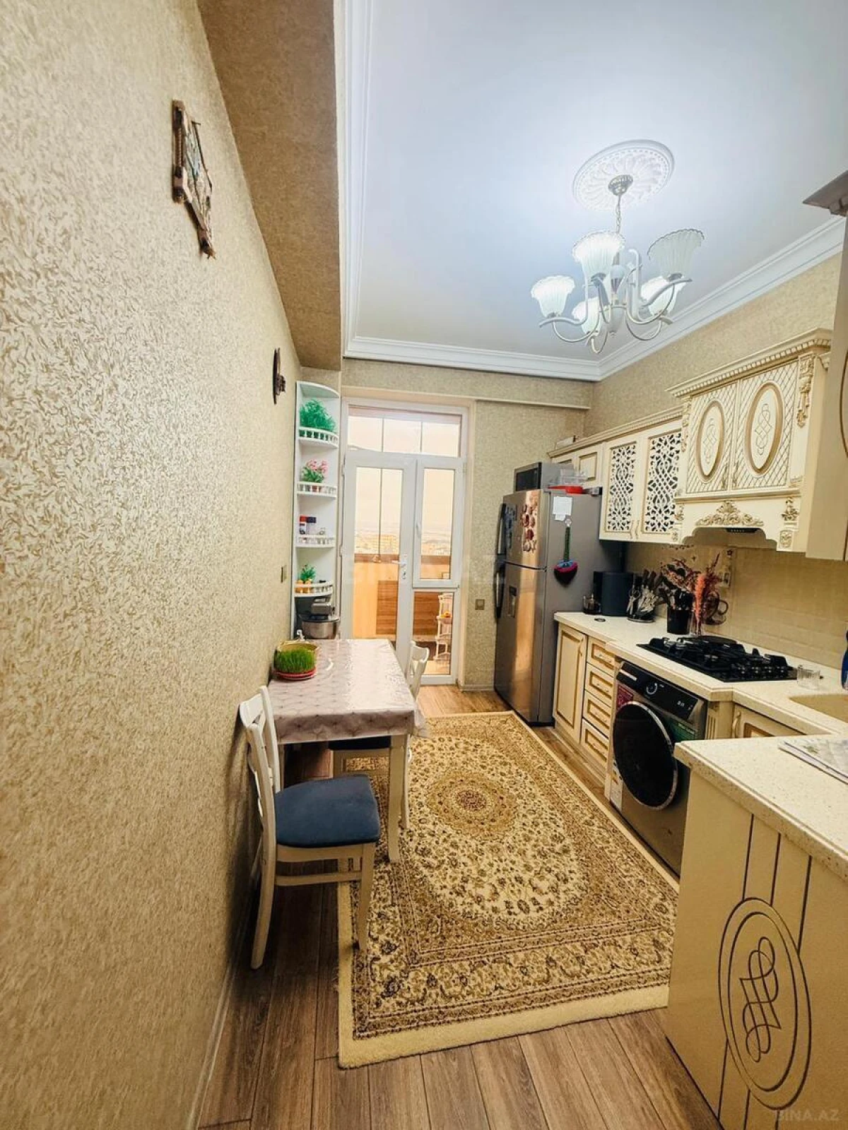 Satılır 3 otaqlı mənzil 108 m²
