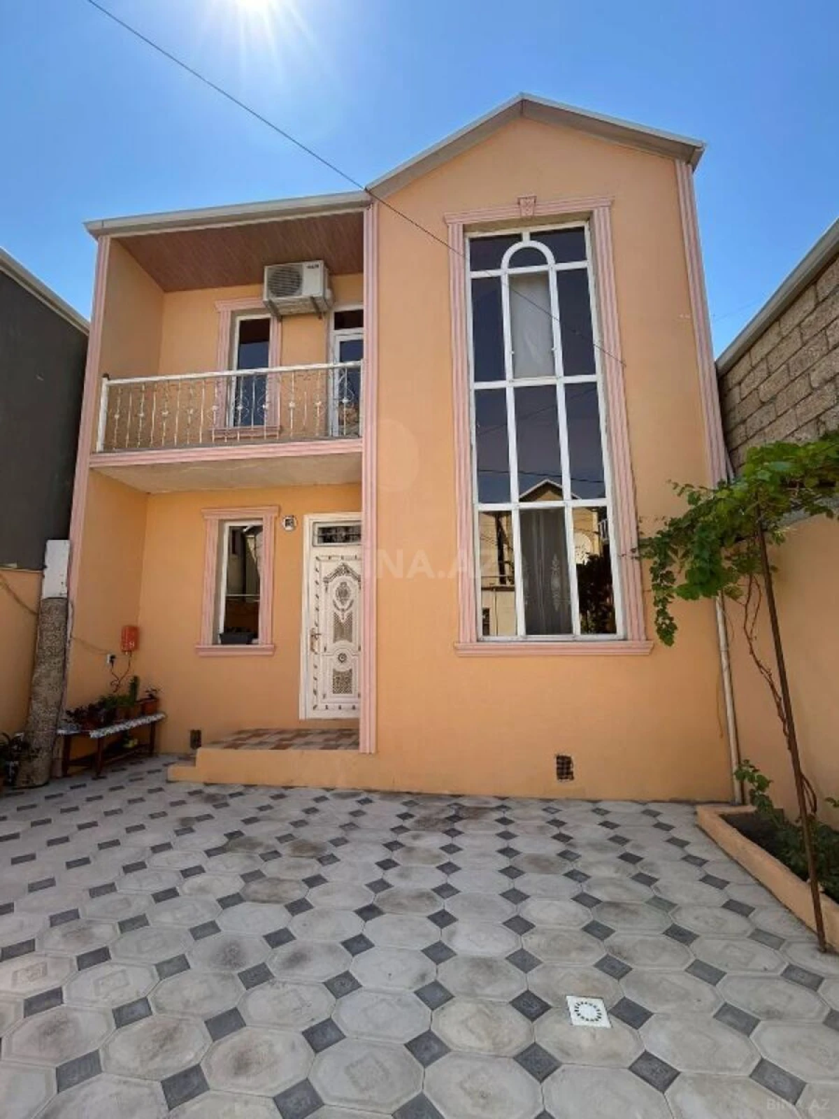 Satılır 4 otaqlı həyət evi 90 m²