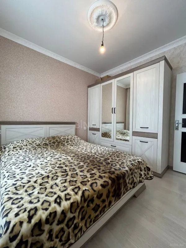 Satılır 4 otaqlı həyət evi 90 m²