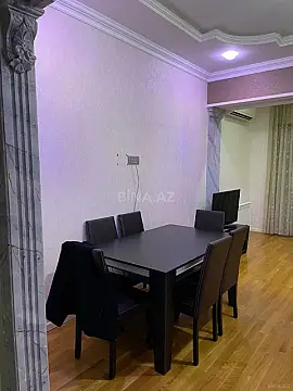 Kirayə verilir 2 otaqlı mənzil 86 m²