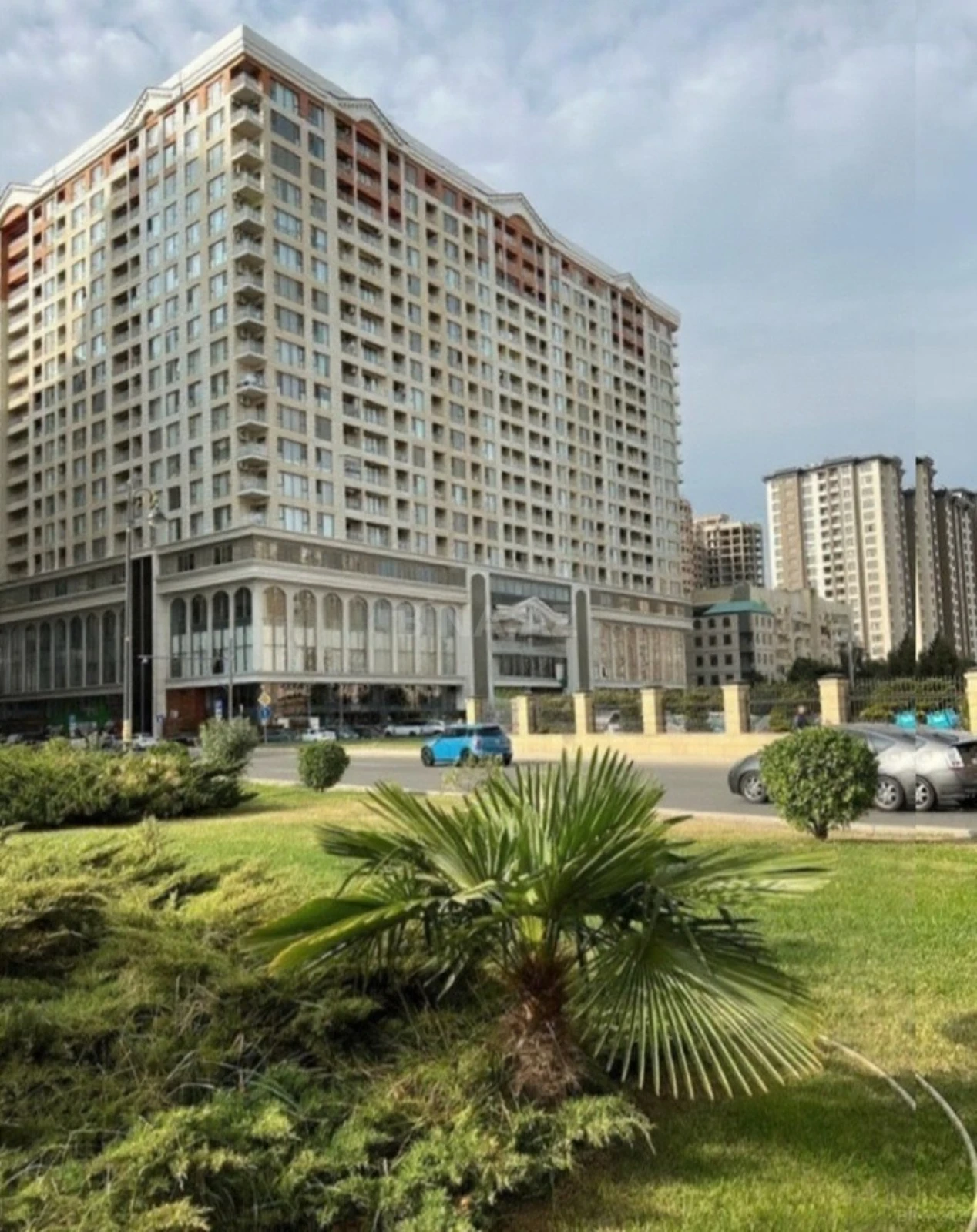 Kirayə verilir 2 otaqlı mənzil 86 m²