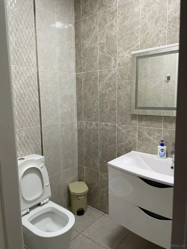 Kirayə verilir 2 otaqlı mənzil 86 m²