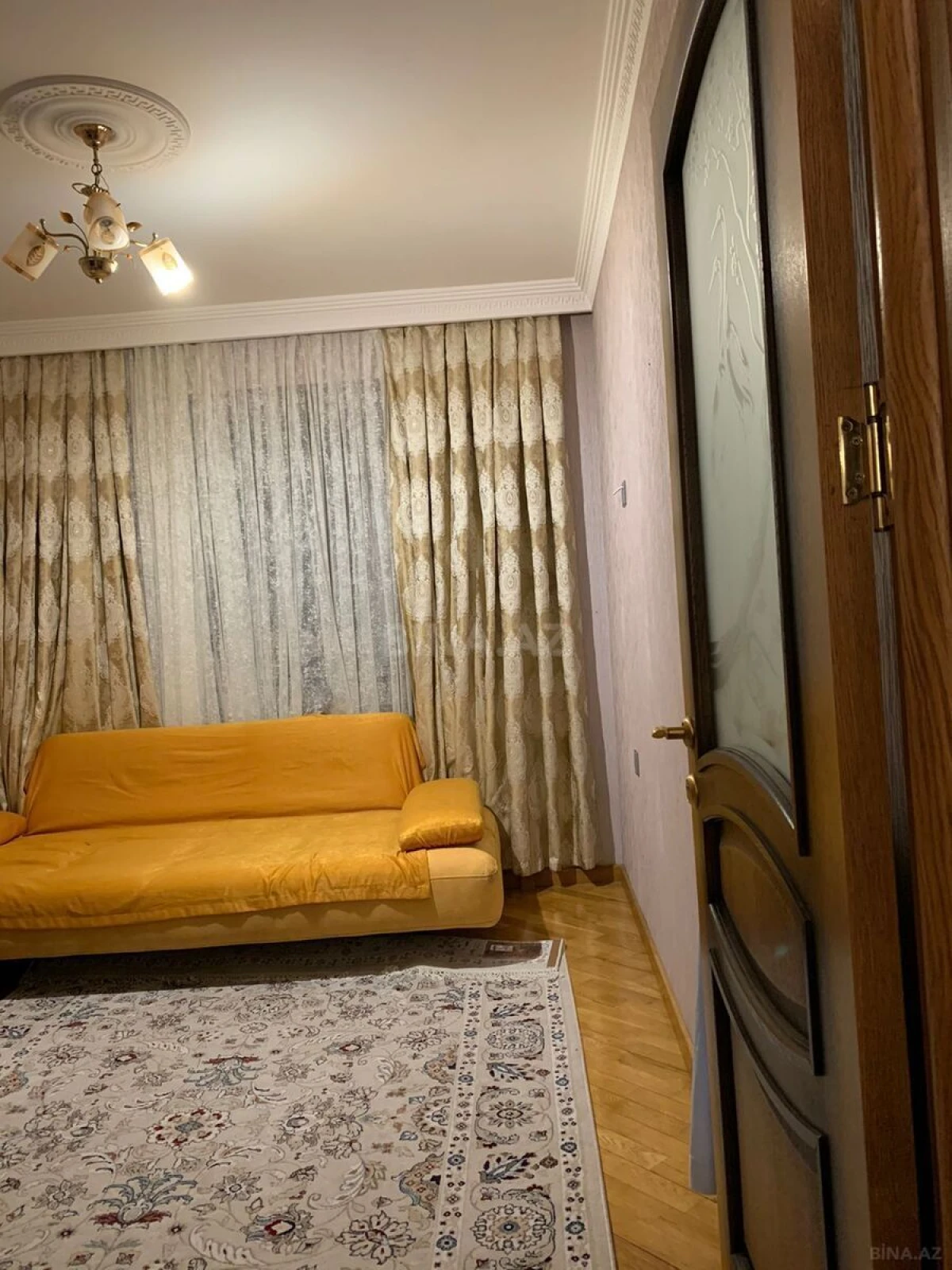 Satılır 2 otaqlı mənzil 70 m²