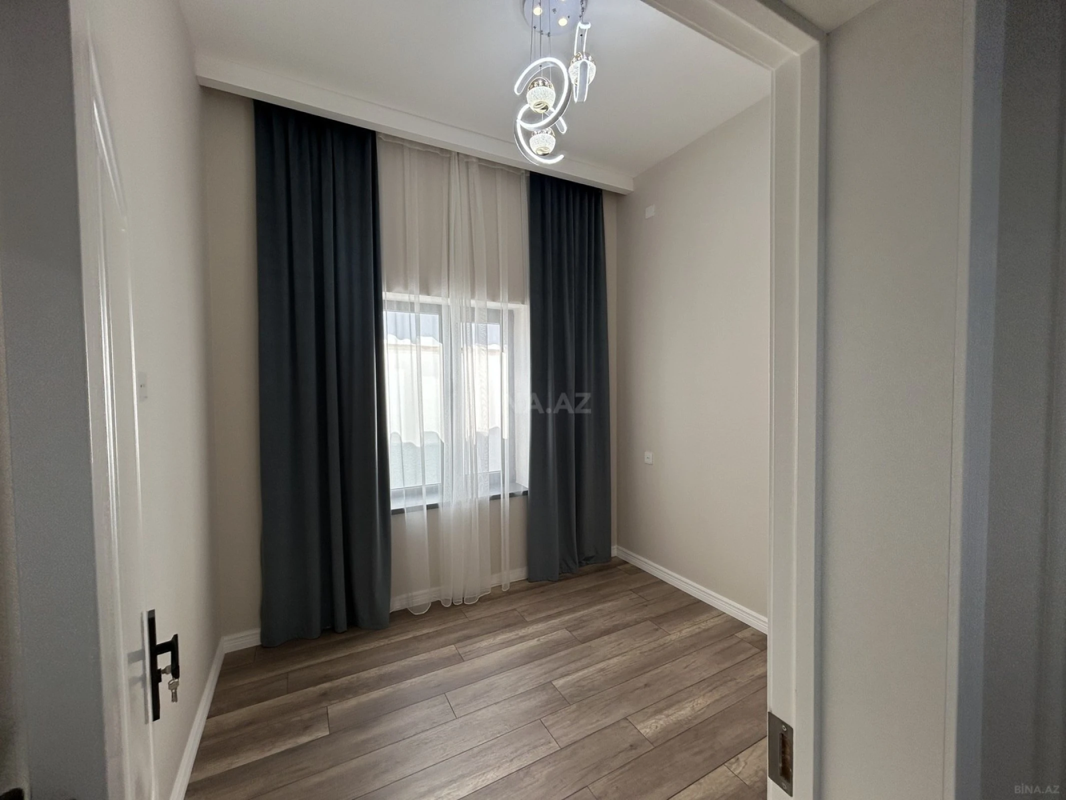 Satılır 4 otaqlı həyət evi 125 m²