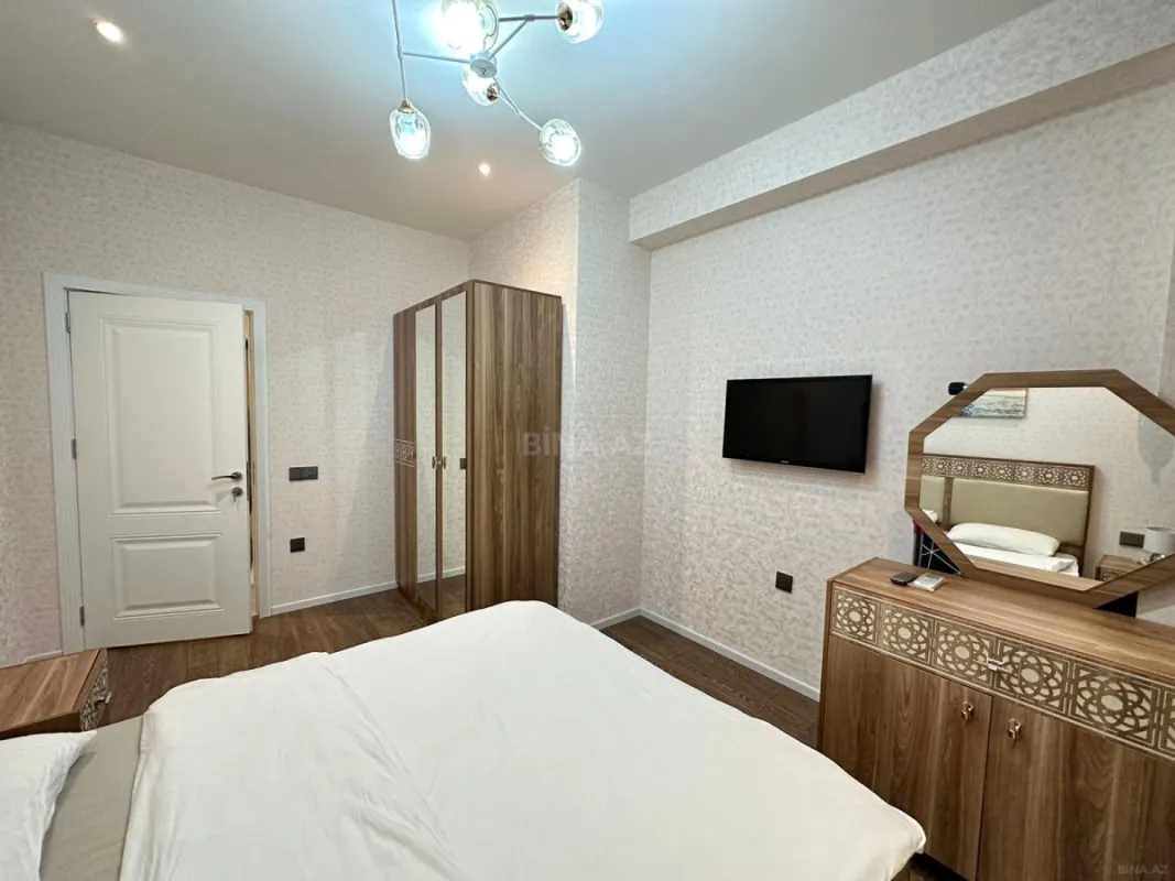 Kirayə verilir 2 otaqlı mənzil 70 m²