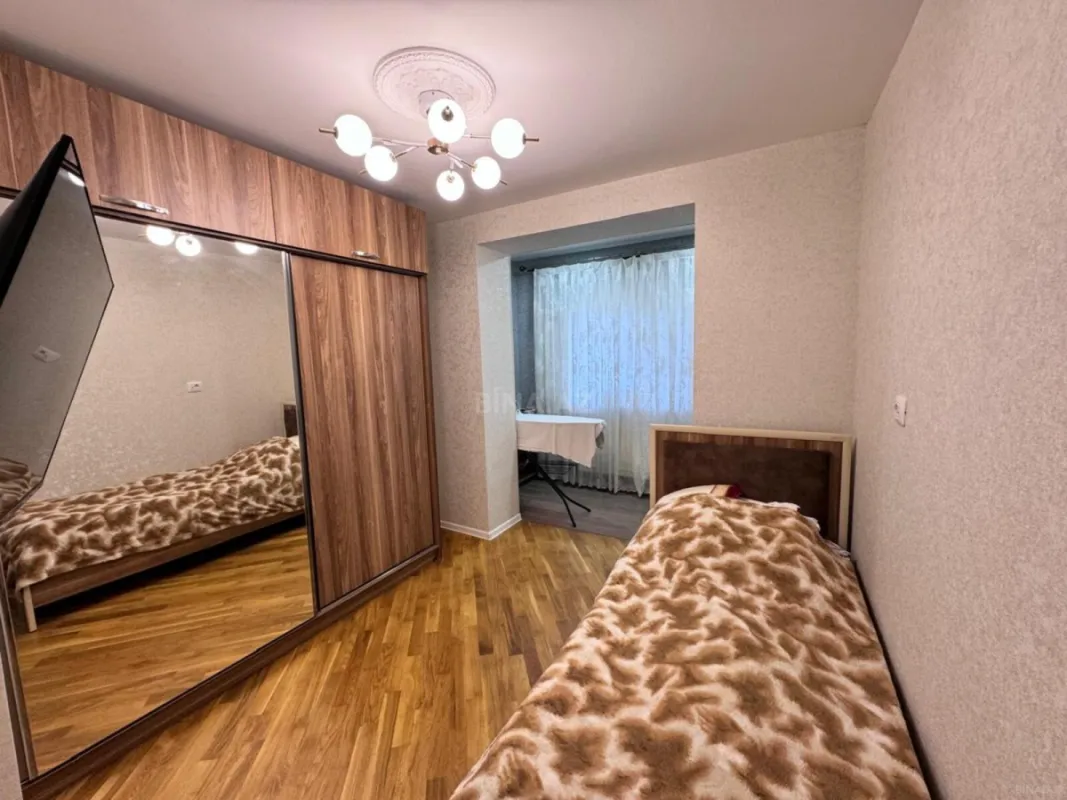 Satılır 3 otaqlı mənzil 65 m²