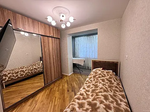 Satılır 3 otaqlı mənzil 65 m²