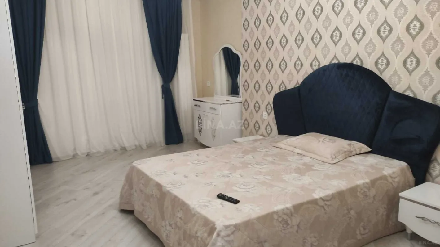 Kirayə verilir 3 otaqlı mənzil 105 m²