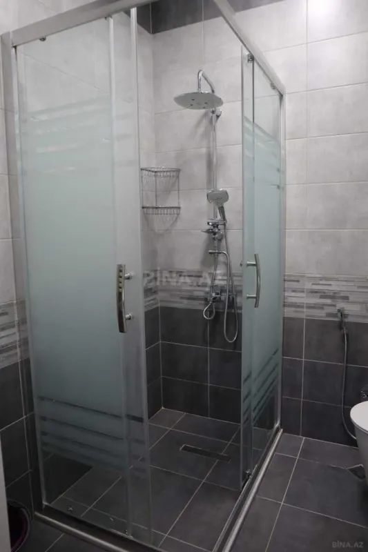 Kirayə verilir 3 otaqlı mənzil 105 m²