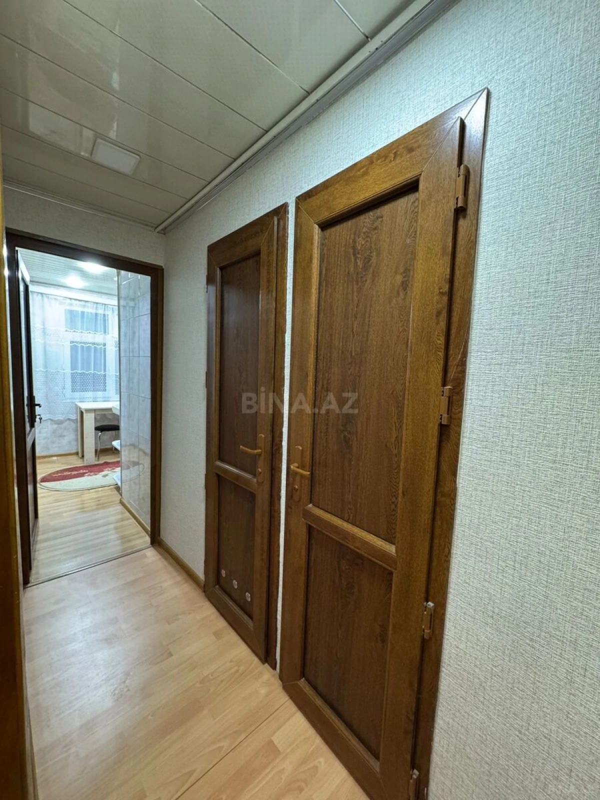 Kirayə verilir 2 otaqlı mənzil 90 m²