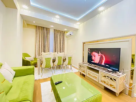 Kirayə verilir 2 otaqlı mənzil 90 m² — Bakı, İnşaatçılar 2 otaq 90.00 m²