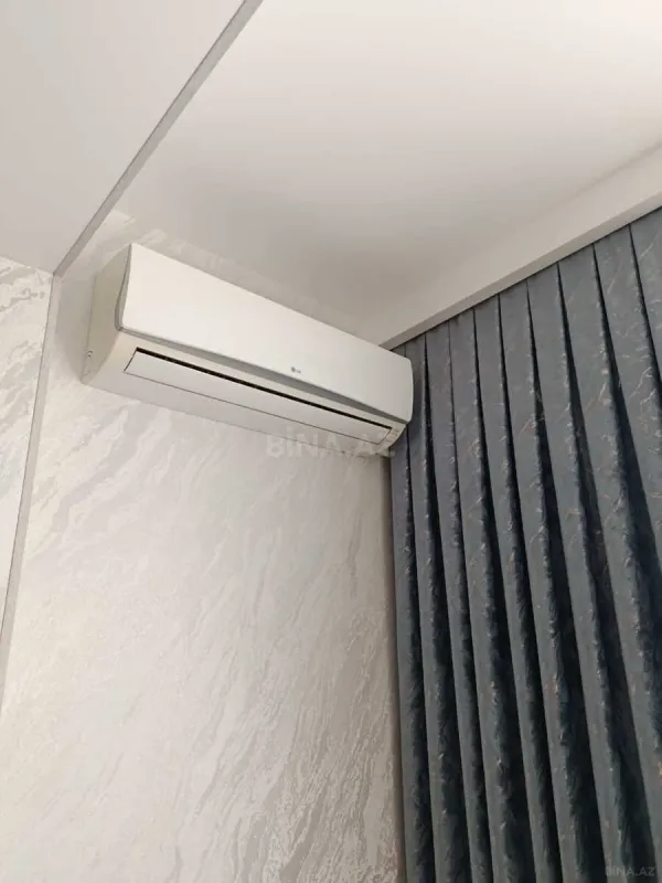 Satılır 3 otaqlı mənzil 120 m²