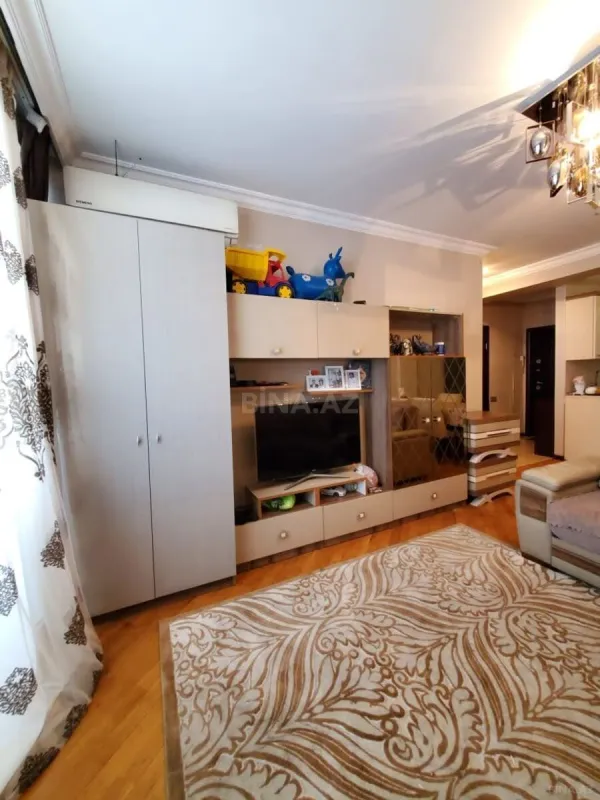 Satılır 2 otaqlı mənzil 55 m²